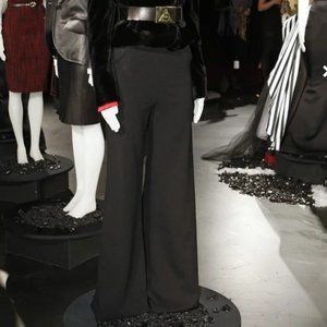 Norisol Ferrari black, wide-leg, wool pants, size 2